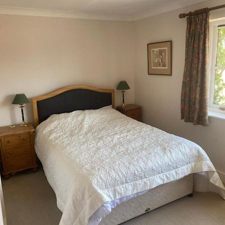Goodwood Rooms 查尔顿 外观 照片